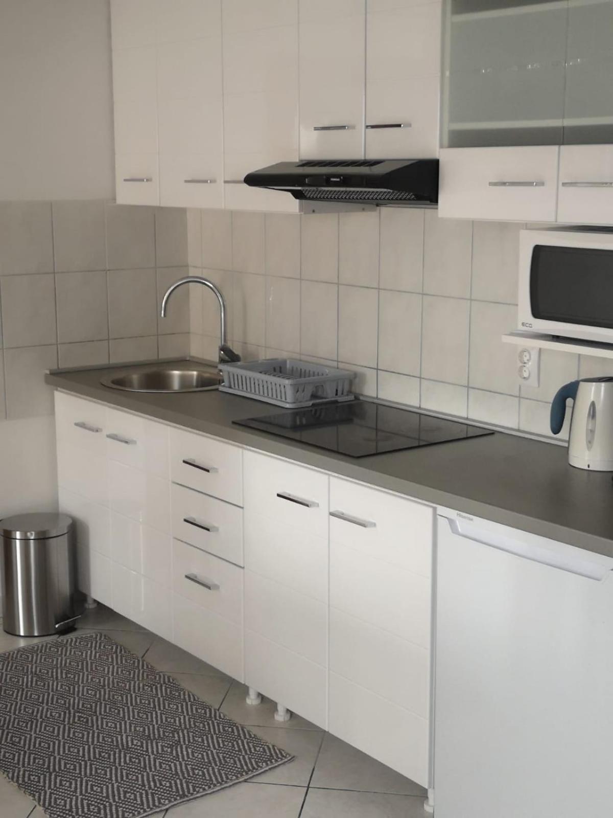 Apartments Suri Vodice Buitenkant foto