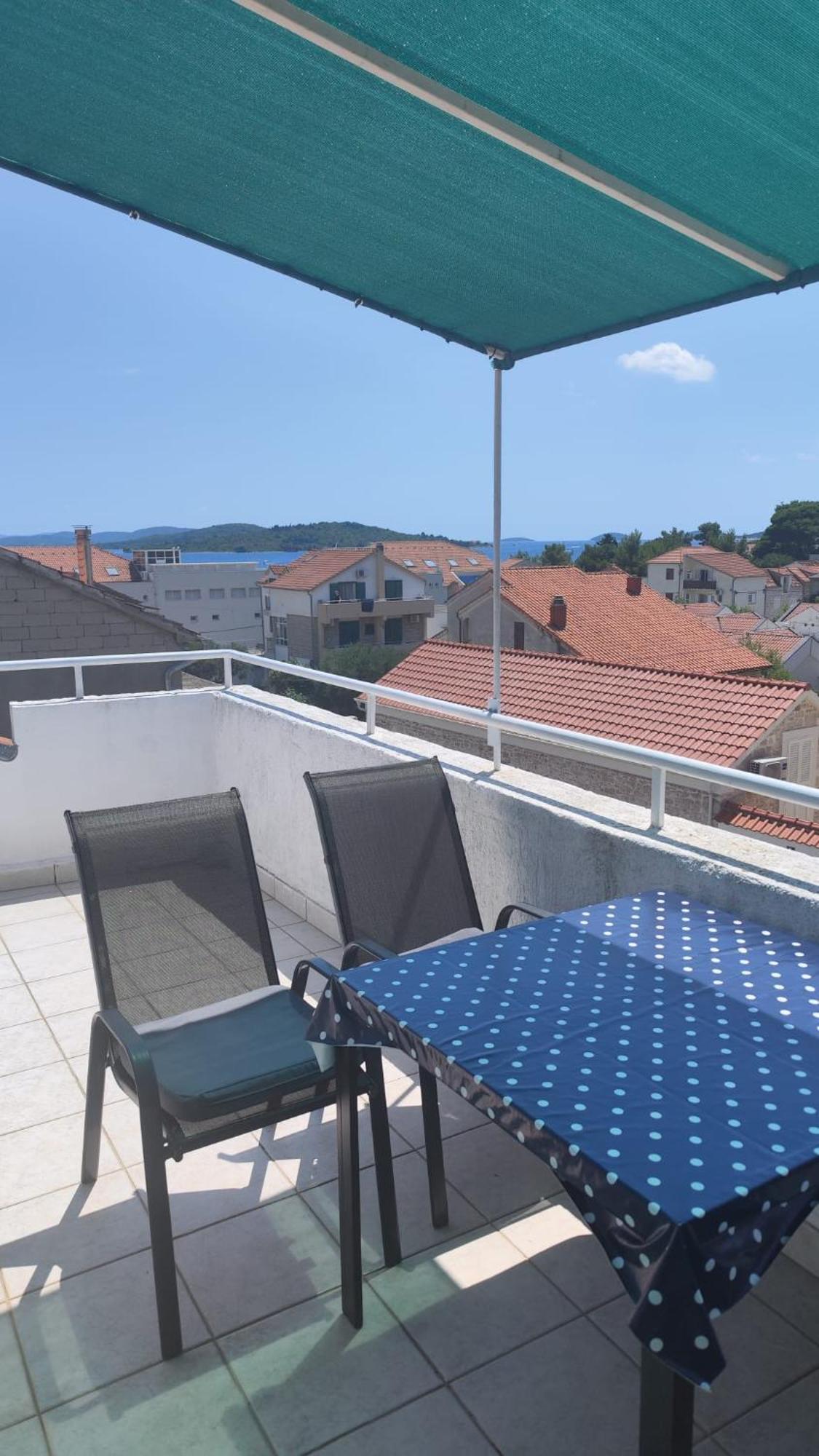 Apartments Suri Vodice Buitenkant foto