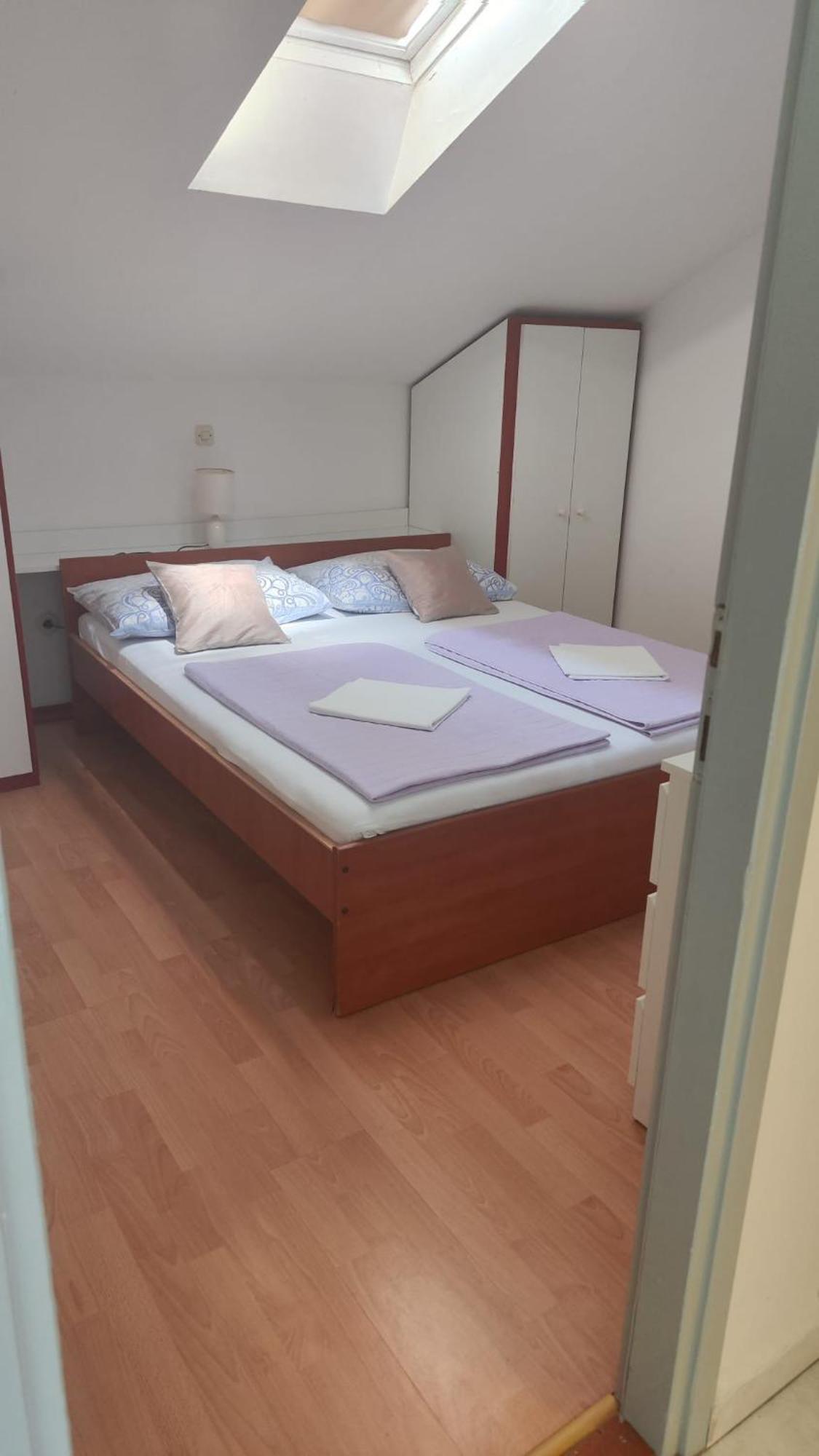 Apartments Suri Vodice Buitenkant foto